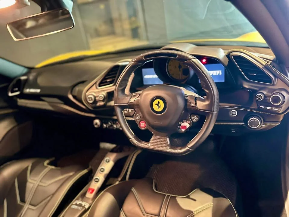 2018 Ferrari 488 2