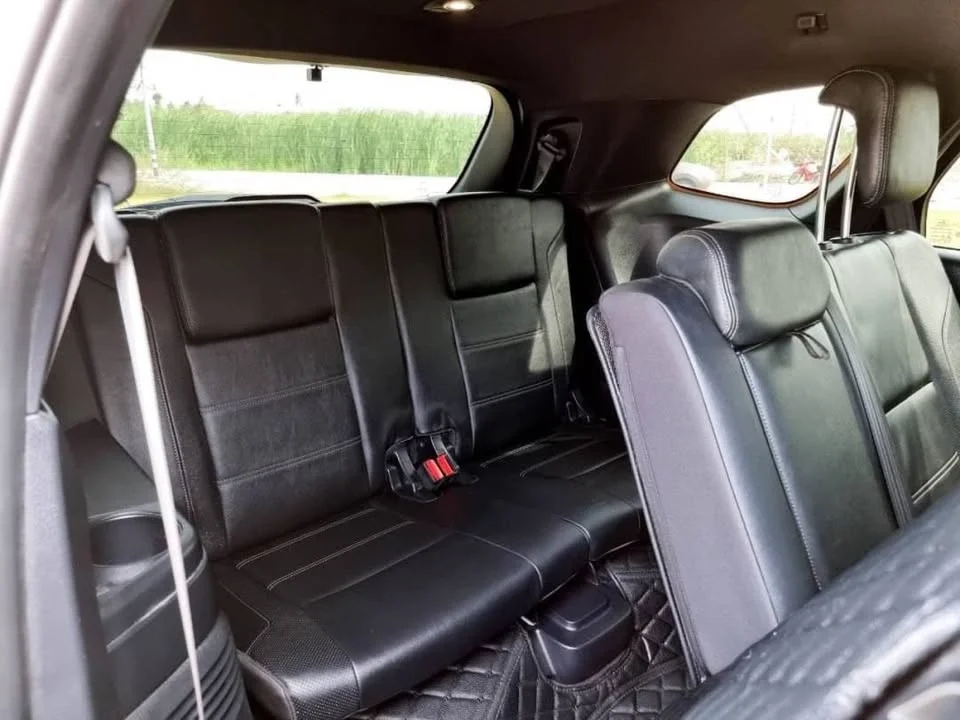 2019 Ford Everest II 2