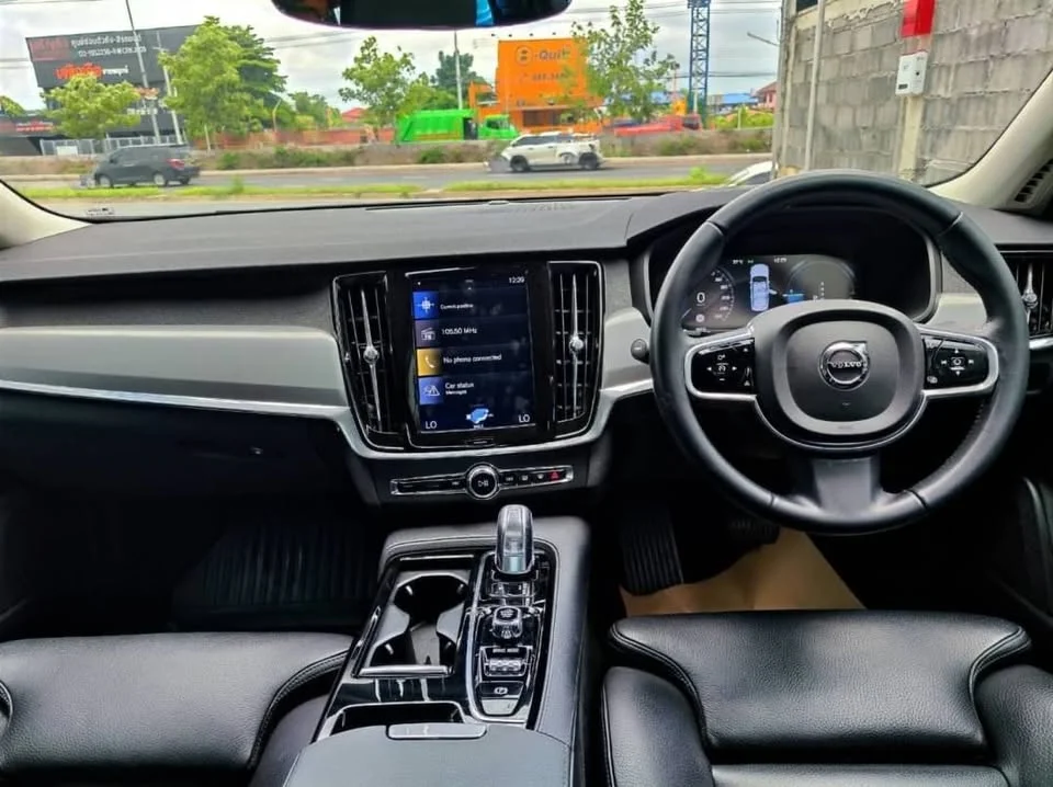 2019 Volvo S90 II 2
