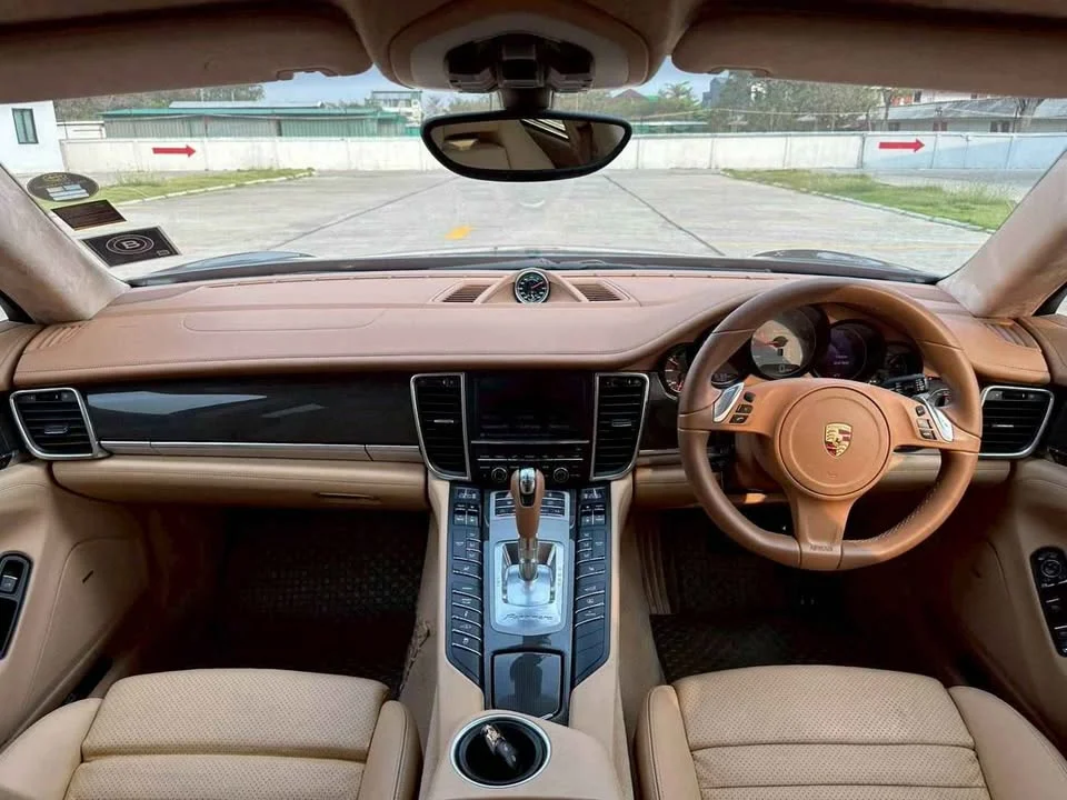 2012 Porsche Panamera I 2