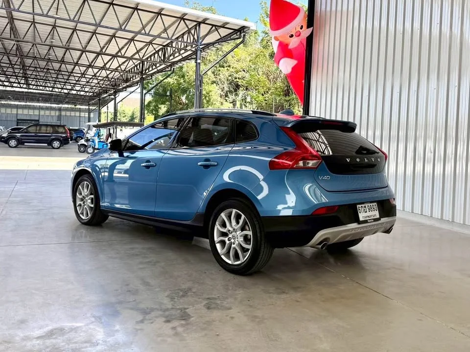 2017 Volvo V40 II 2