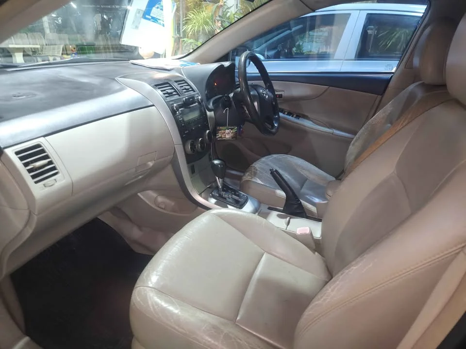 2012 Toyota Corolla Altis X (E140) 3