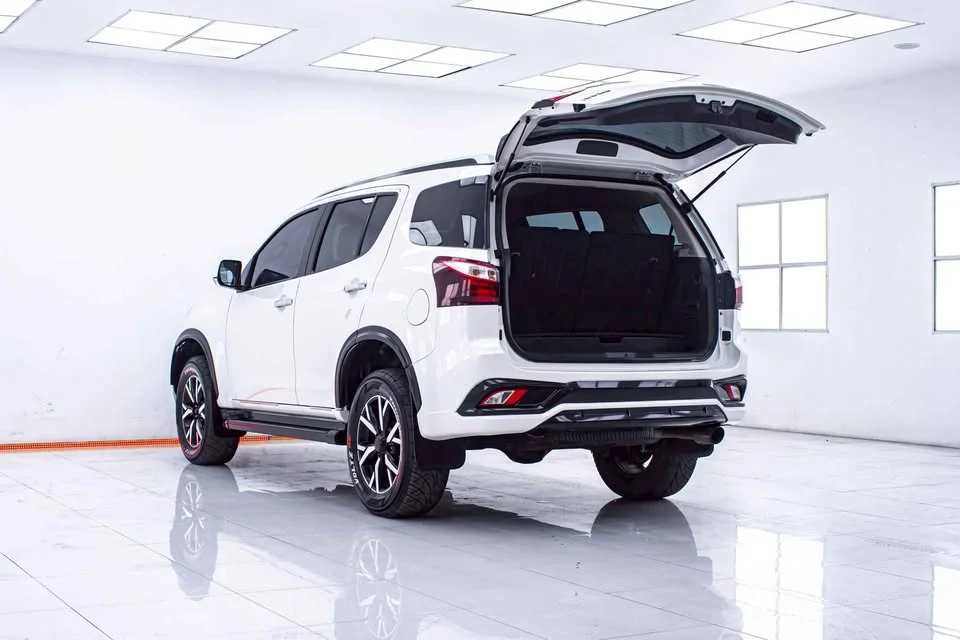 2019 Isuzu MU-X I 3