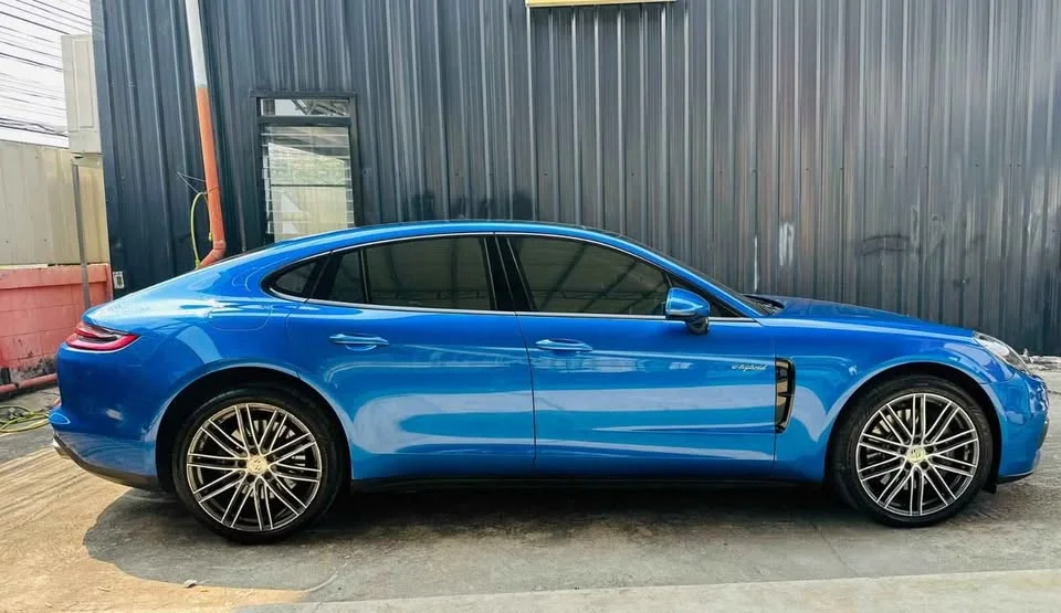 2019 Porsche Panamera II 2