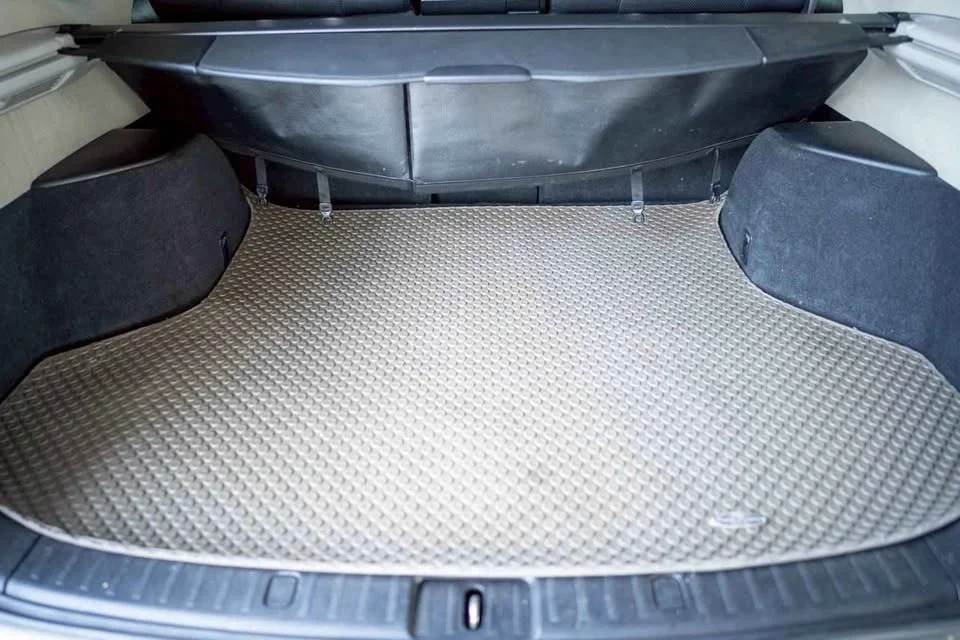 2004 Toyota Harrier II 2