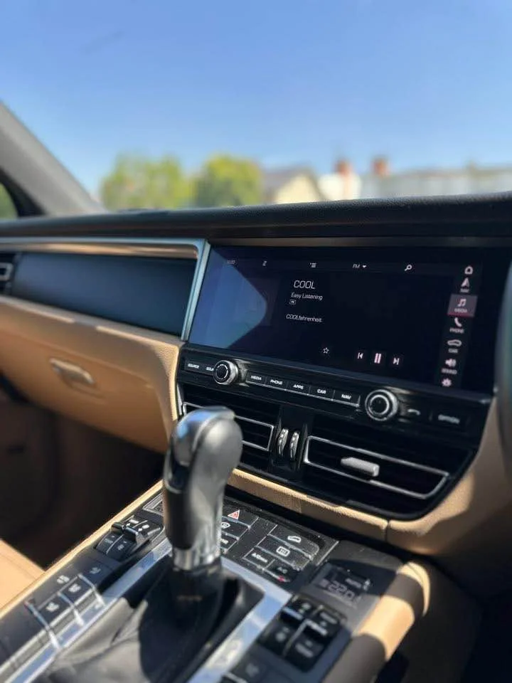 2019 Porsche Macan I 2