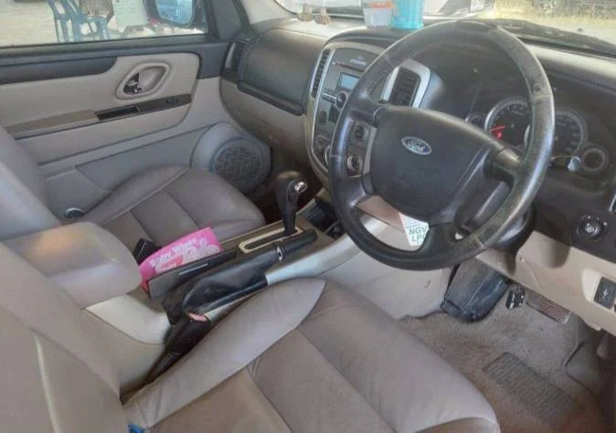 2007 Ford Escape I 3