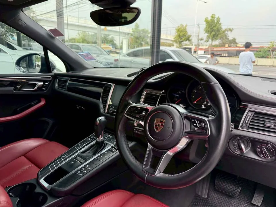 2016 Porsche Macan I 3