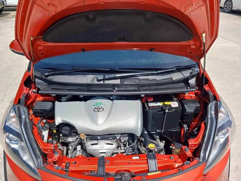2017 Toyota Sienta II 3