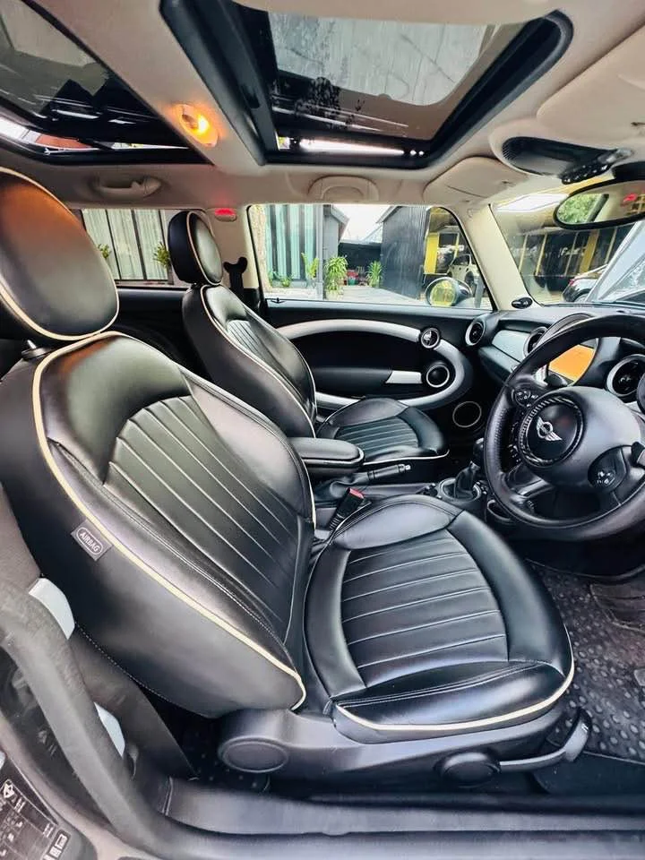 2013 Mini Hatch  III 2