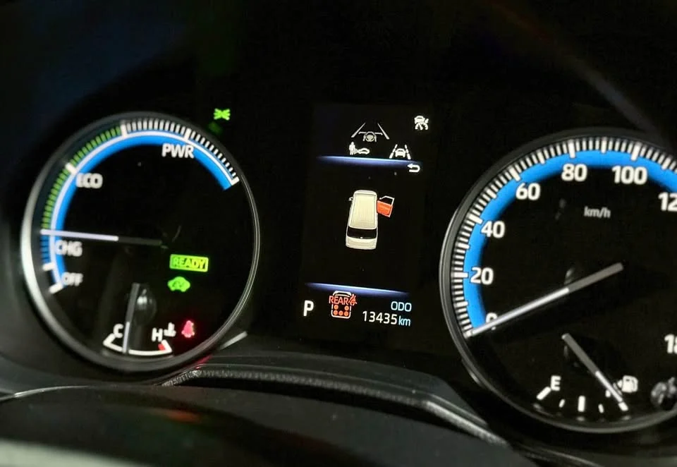 2024 Toyota Voxy IV 2