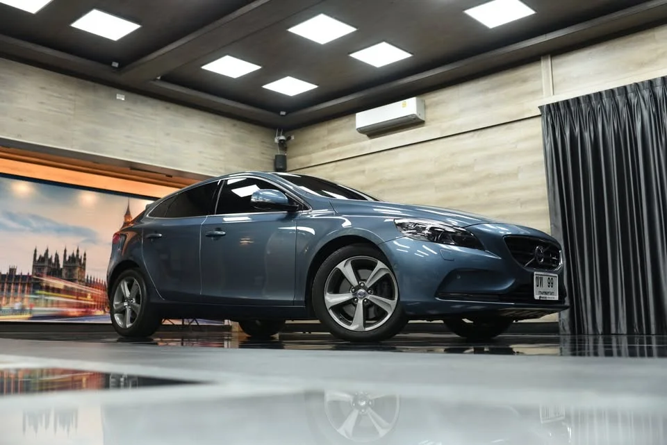 2013 Volvo V40 II 2