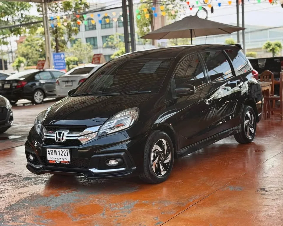 2016 Honda Mobilio II 2