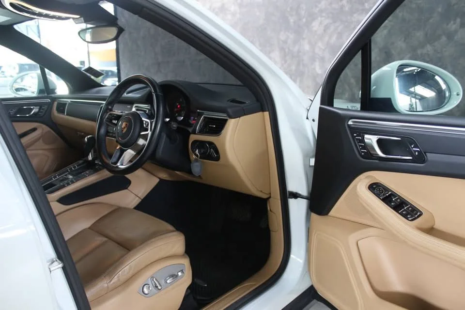 2018 Porsche Macan I 2