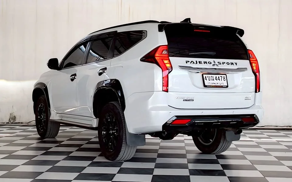 2021 Mitsubishi Pajero Sport III 2