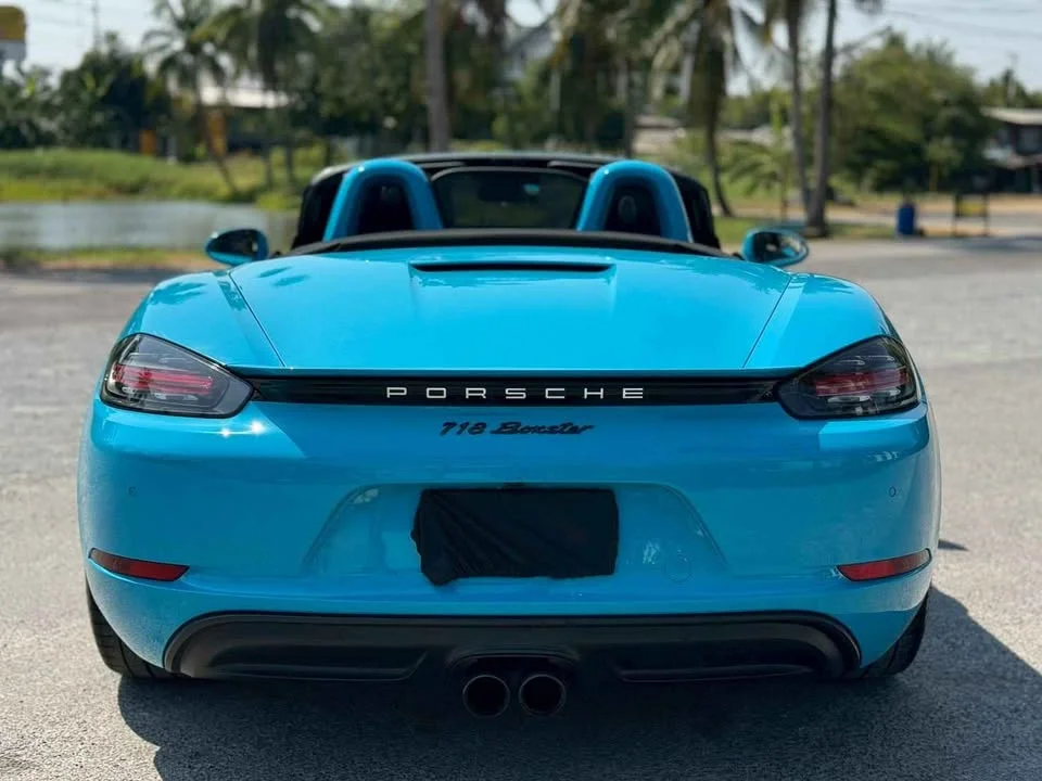 2016 Porsche 718 Boxster and Cayman IV 2