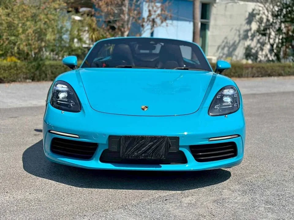 2016 Porsche 718 Boxster and Cayman IV 3