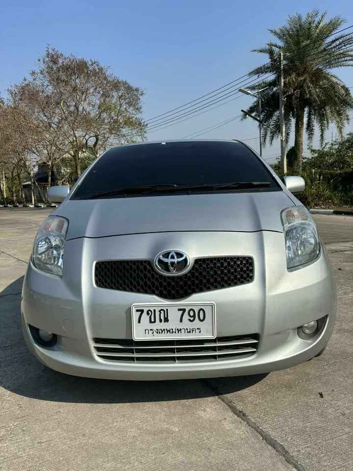 2007 Toyota Yaris II 3