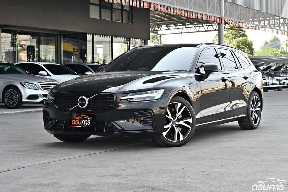 2022 Volvo V60 II 2