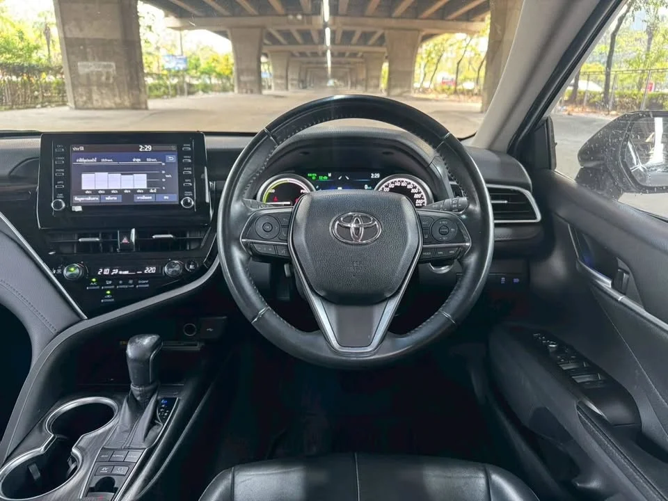 2022 Toyota Camry VIII (XV70) 3