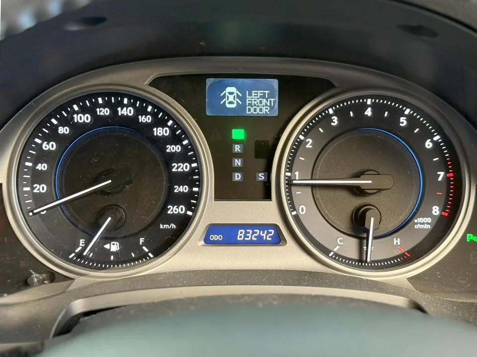 2010 Lexus IS II 2