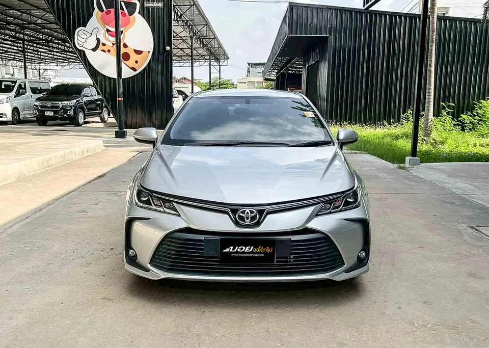 2019 Toyota Corolla Altis XII (E210) 3