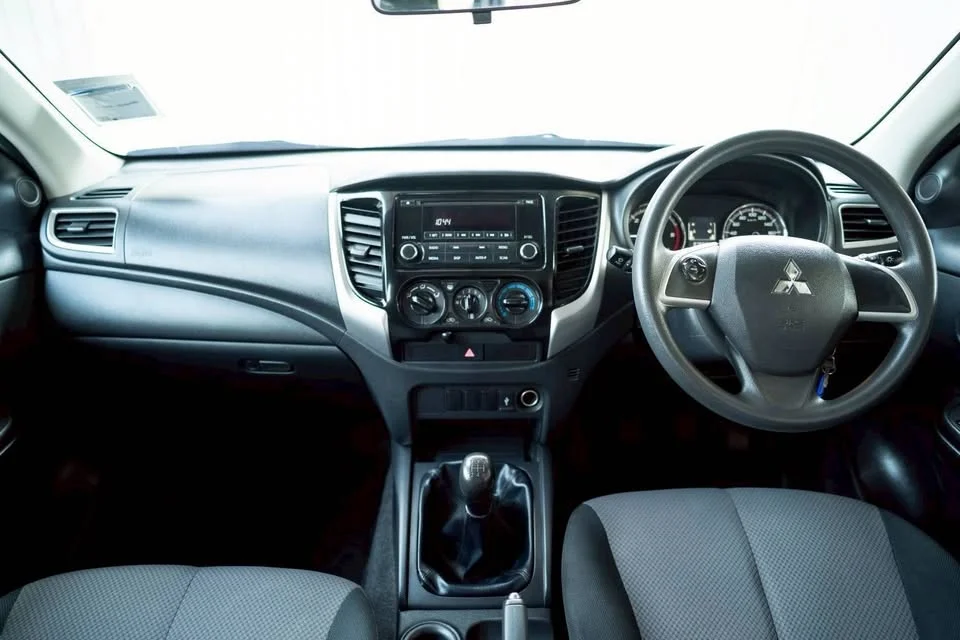 2022 Mitsubishi Triton V 2