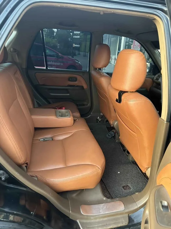 2003 Honda CR-V II 3