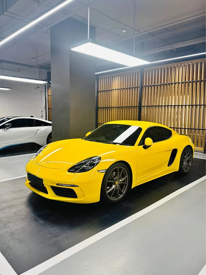 2017 Porsche 718 Boxster and Cayman IV 2