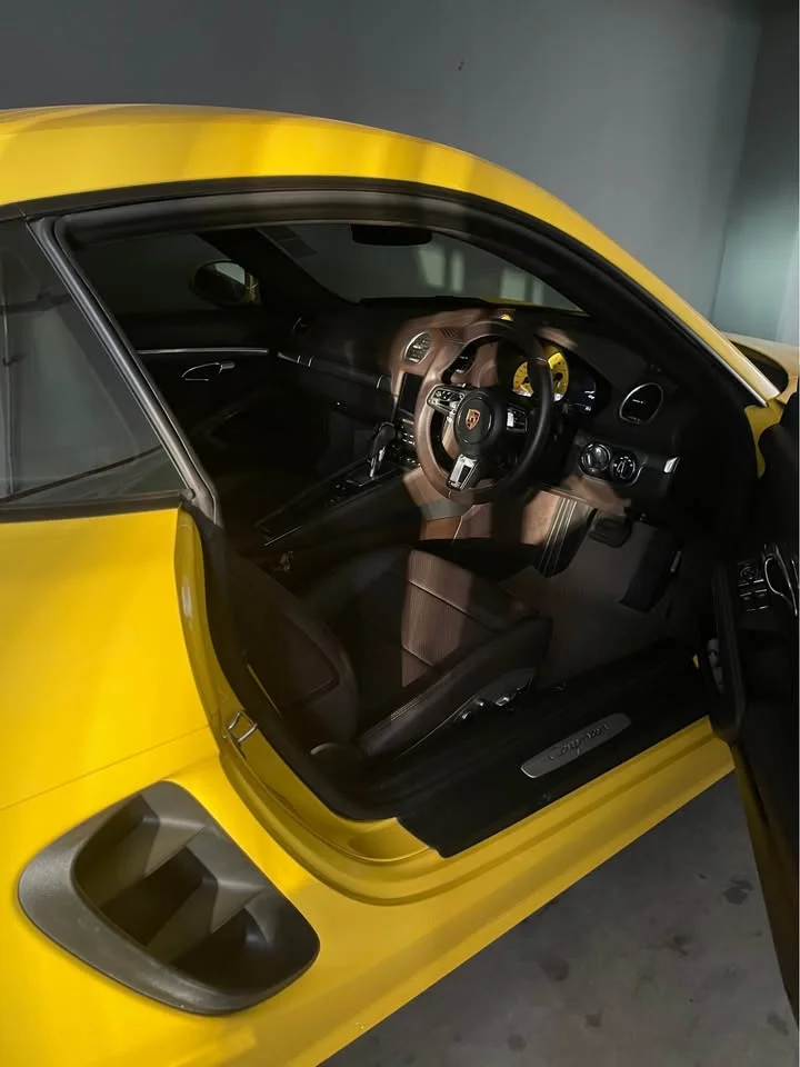 2017 Porsche 718 Boxster and Cayman IV 3