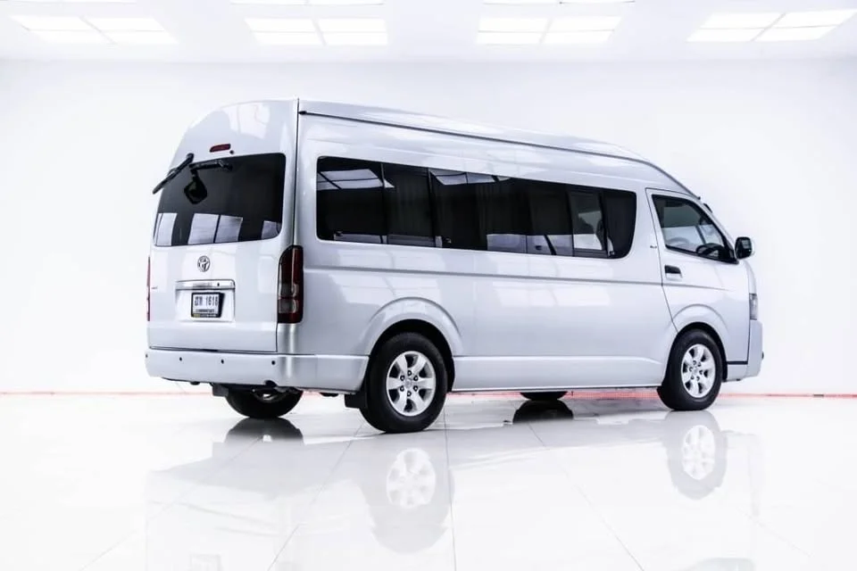 2009 Toyota Commuter V (H200) 3