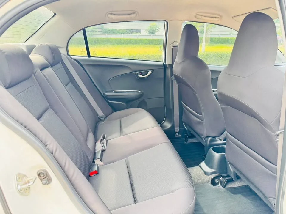 2017 Honda Brio Amaze I 3