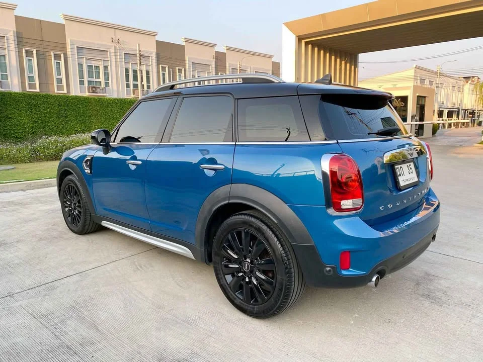 2020 Mini Hatch  III 2
