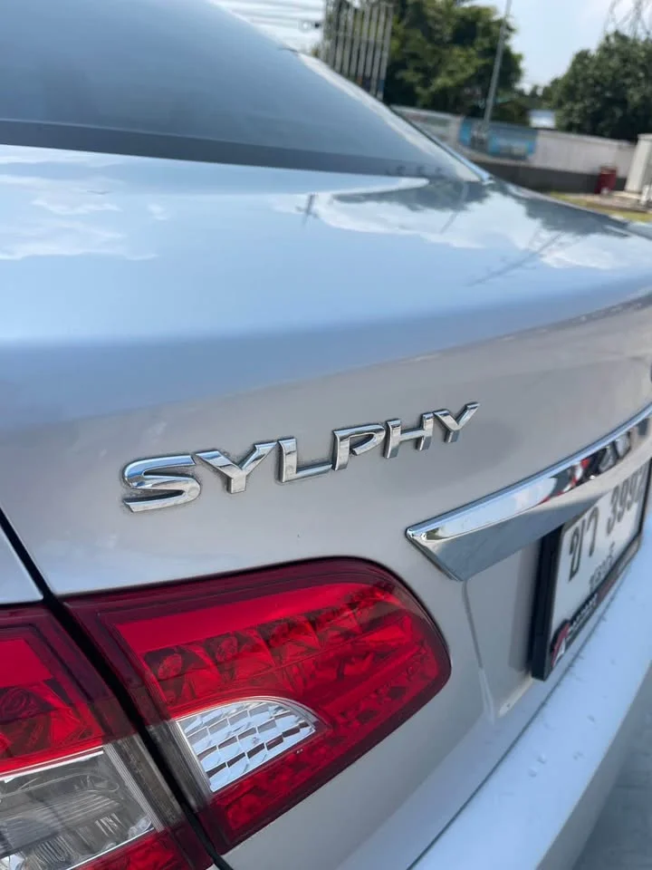 2013 Nissan Sylphy III (B17) 2