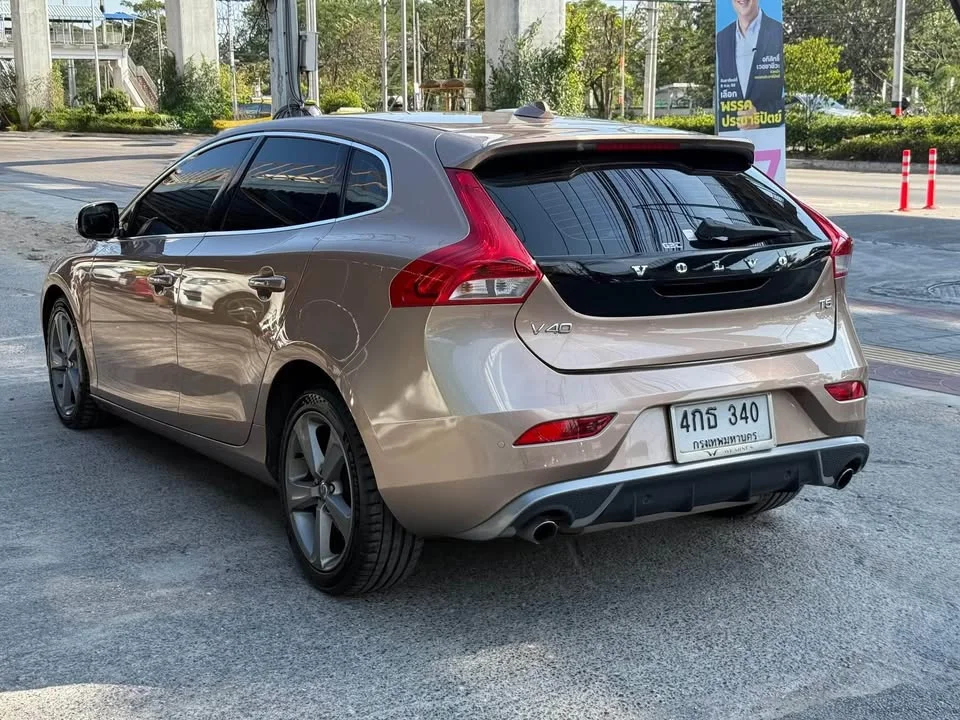 2015 Volvo V40 II 2