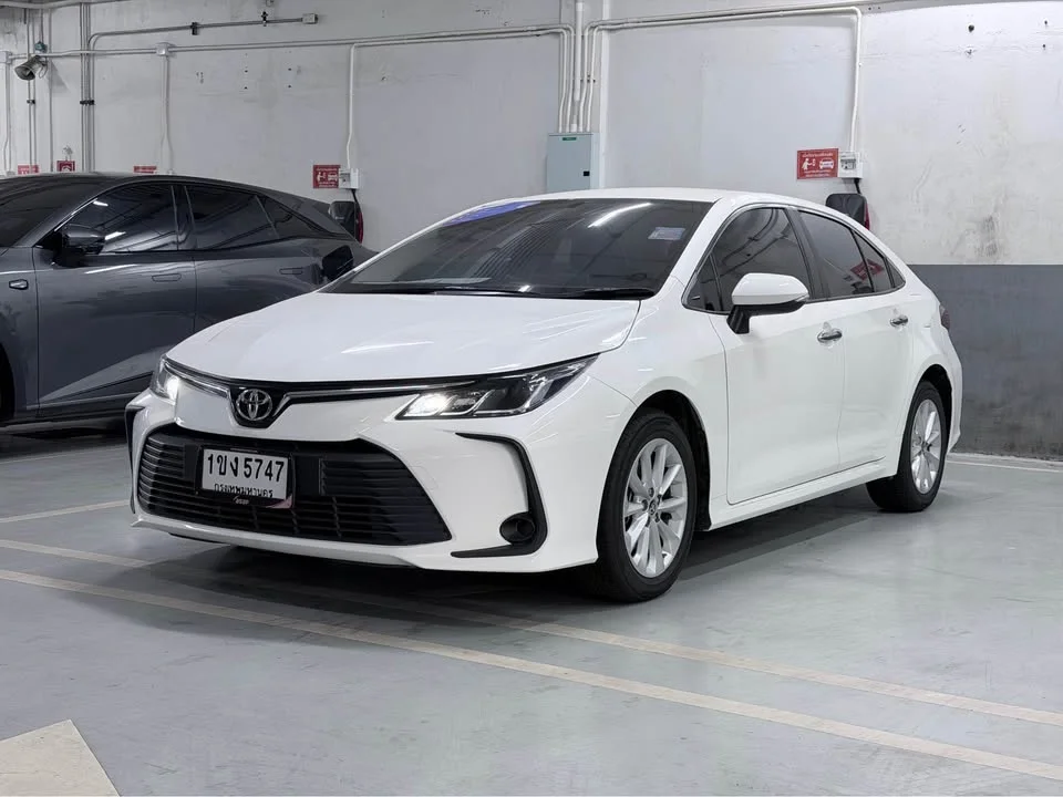2020 Toyota Corolla Altis XII (E210) 3