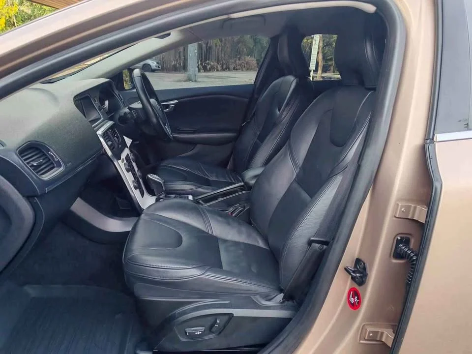 2013 Volvo V40 II 2