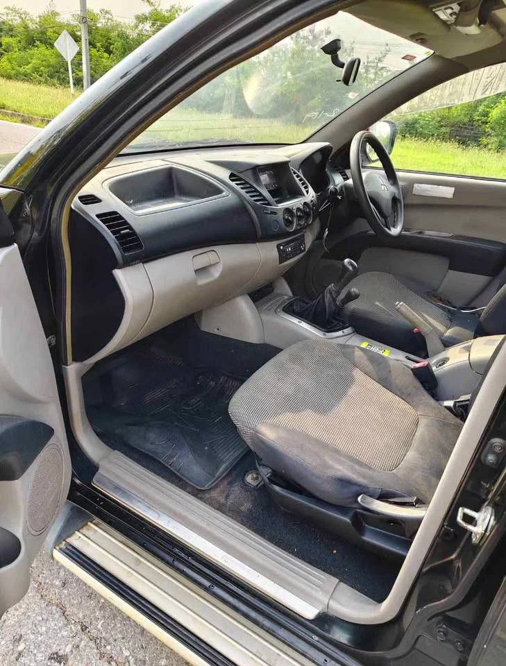 2007 Mitsubishi Triton IV 2