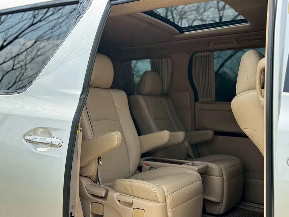 2010 Toyota Alphard, Vellfire II (AH20) 2