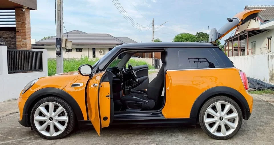 2015 Mini Hatch  III 2