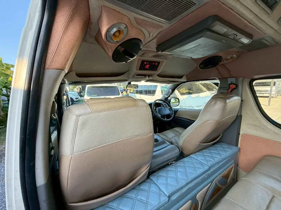 2007 Toyota Commuter V (H200) 2