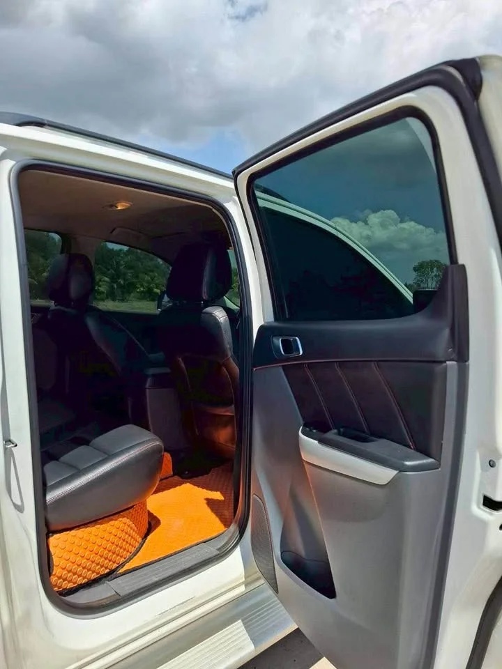 2013 Mazda BT-Series II 2