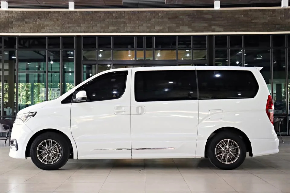 2022 Hyundai H-1 II 3