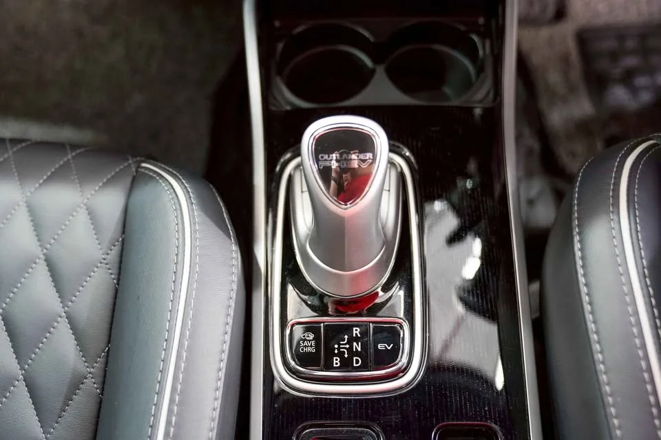 2021 Mitsubishi Outlander III 2