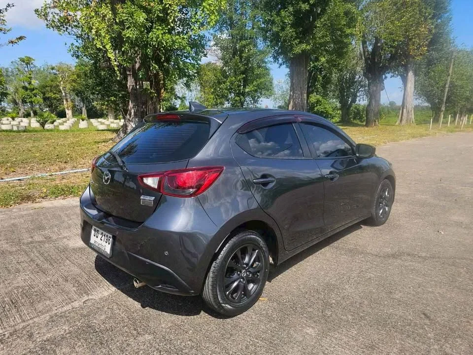 2017 Mazda 2 III 2