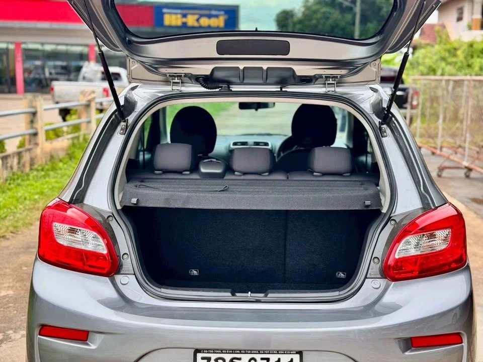 2018 Mitsubishi Mirage VI 2