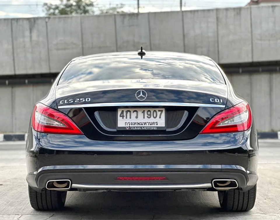 2011 Benz CLS-Class C218 2