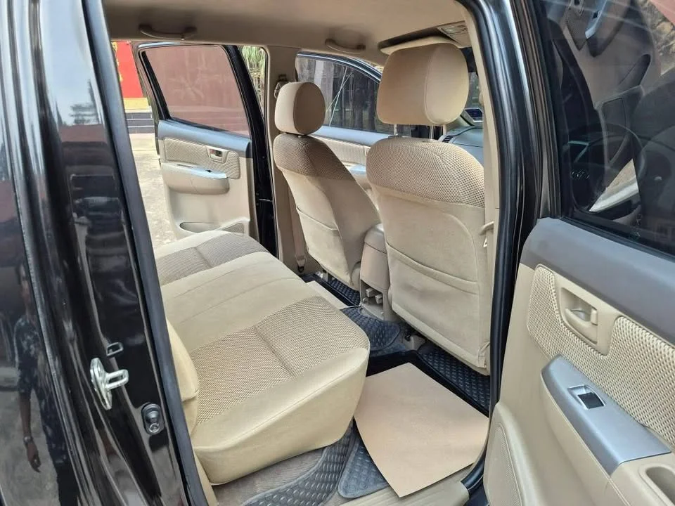 2013 Toyota Hilux VII 3