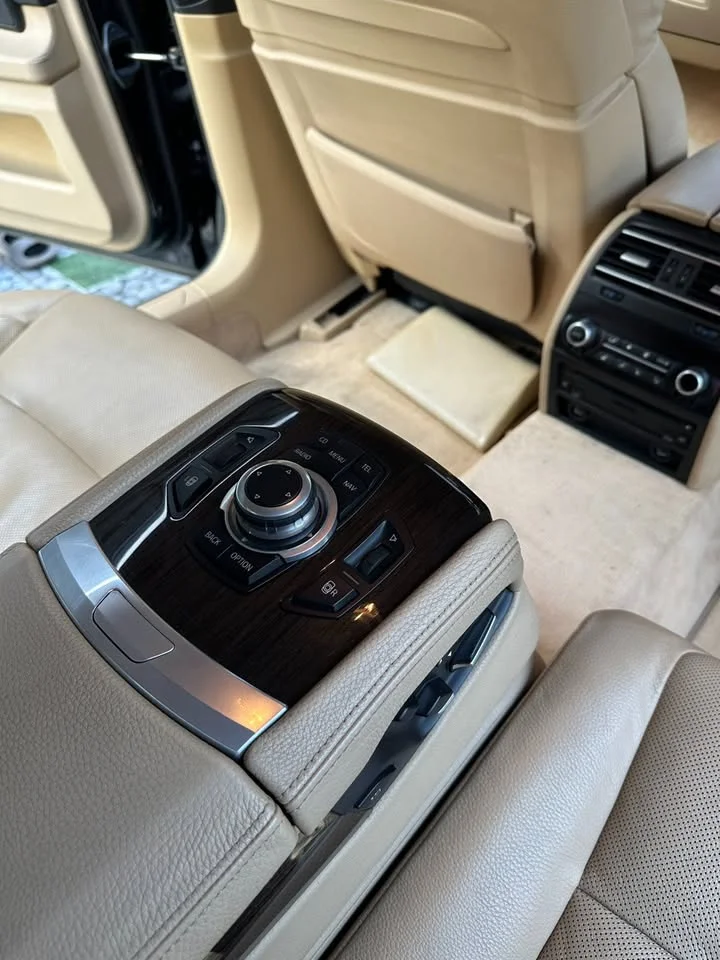 2009 BMW 7er F01, F02 2