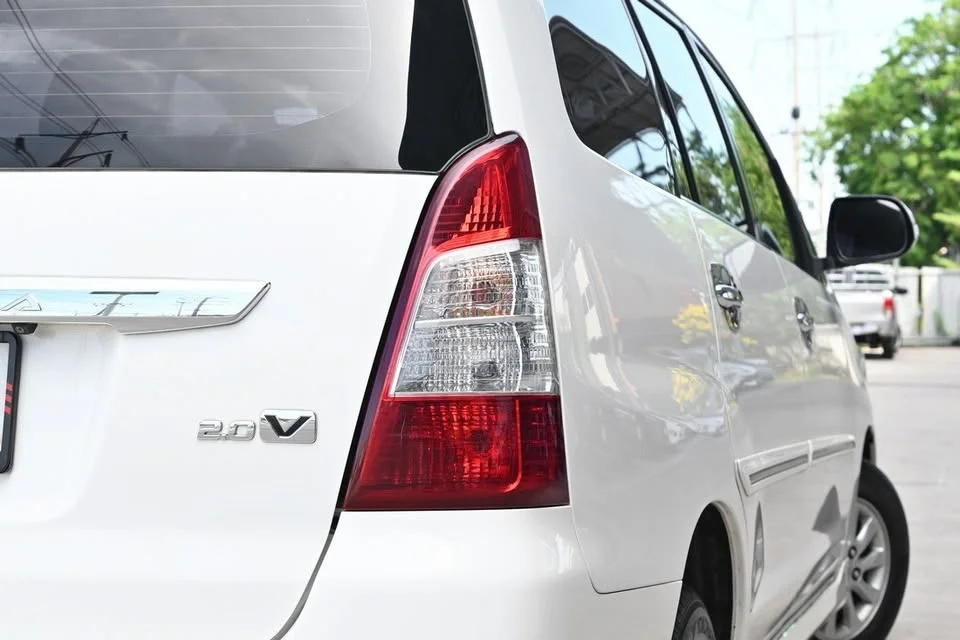 2013 Toyota Innova I 3